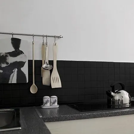 Oina 21 Apartment *